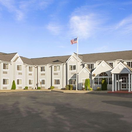 Microtel Inn By Wyndham - Albany Airport Летем Екстер'єр фото