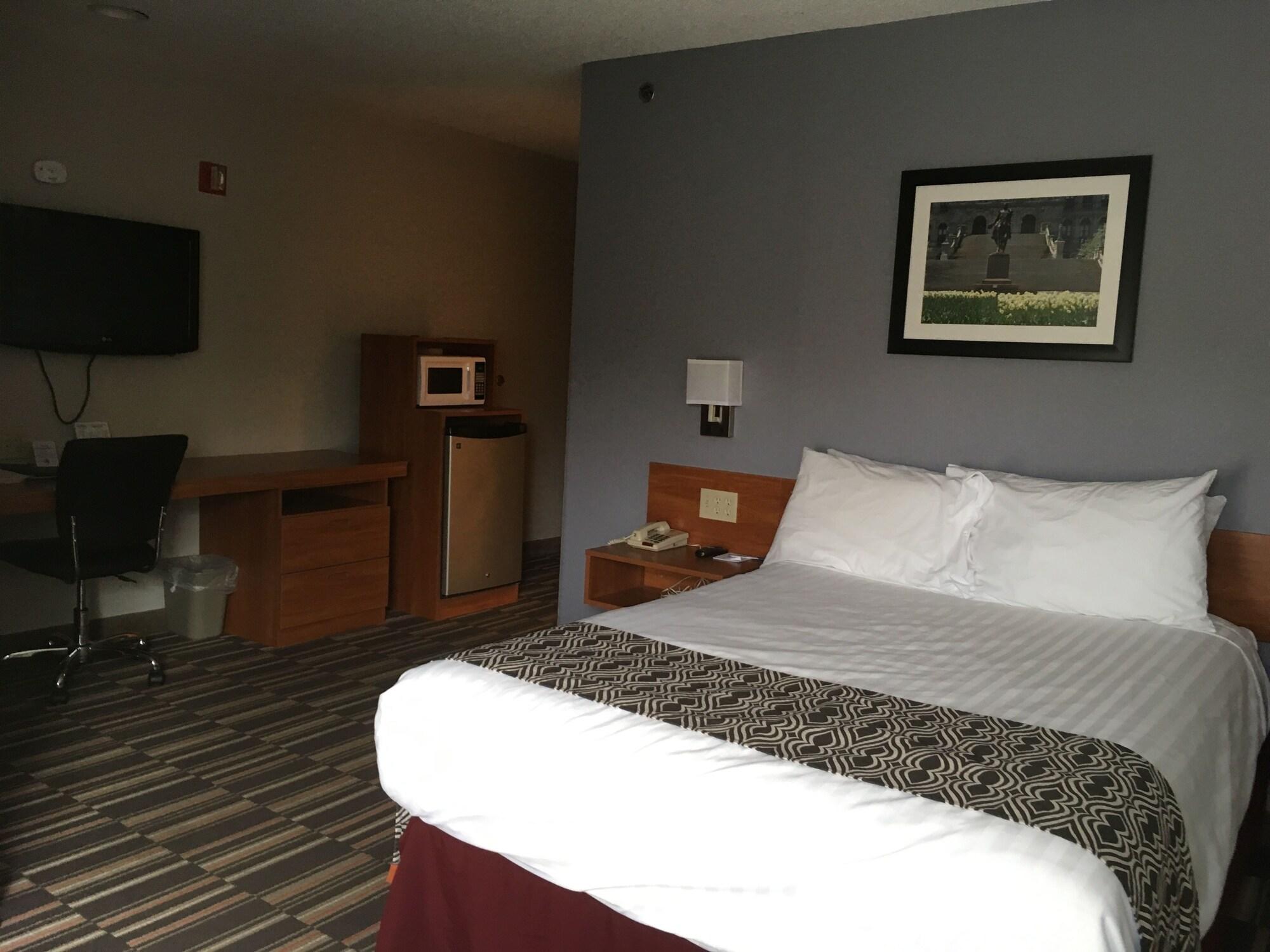 Microtel Inn By Wyndham - Albany Airport Летем Екстер'єр фото