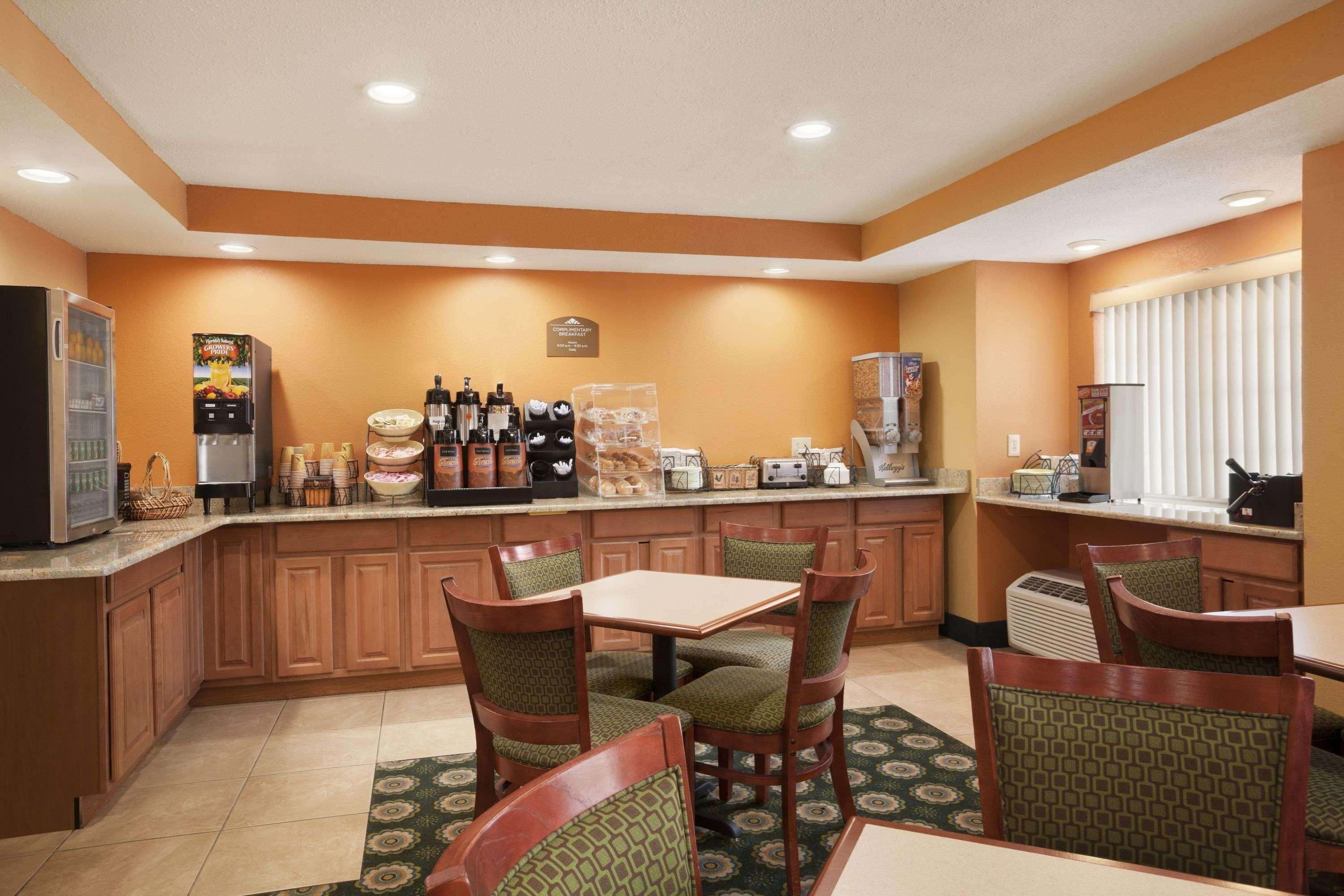 Microtel Inn By Wyndham - Albany Airport Летем Екстер'єр фото