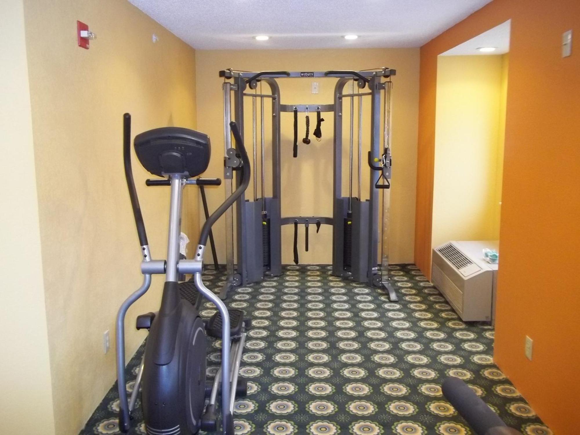 Microtel Inn By Wyndham - Albany Airport Летем Екстер'єр фото