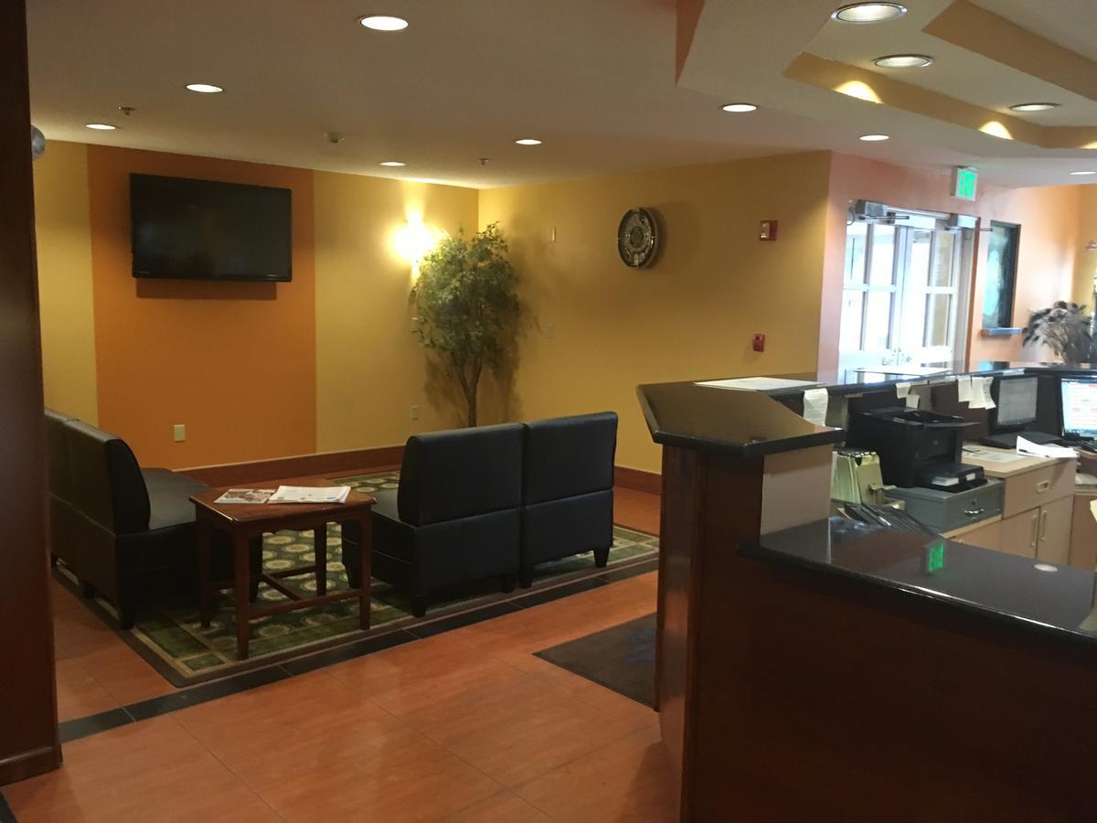 Microtel Inn By Wyndham - Albany Airport Летем Екстер'єр фото